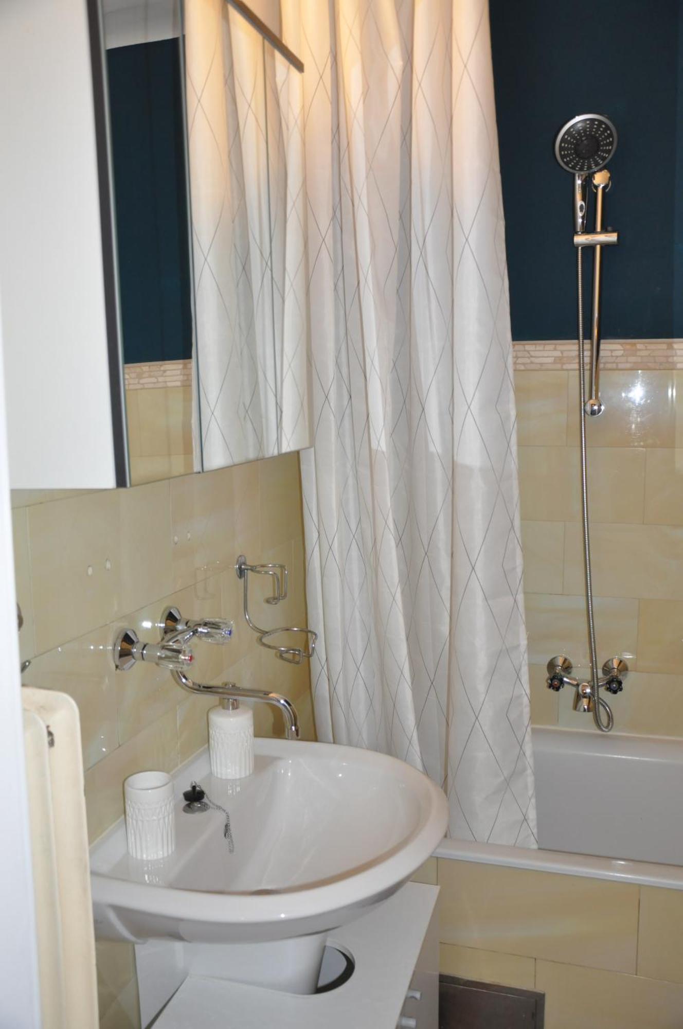 Lovely Apartment In Historic Center เวียนนา ภายนอก รูปภาพ